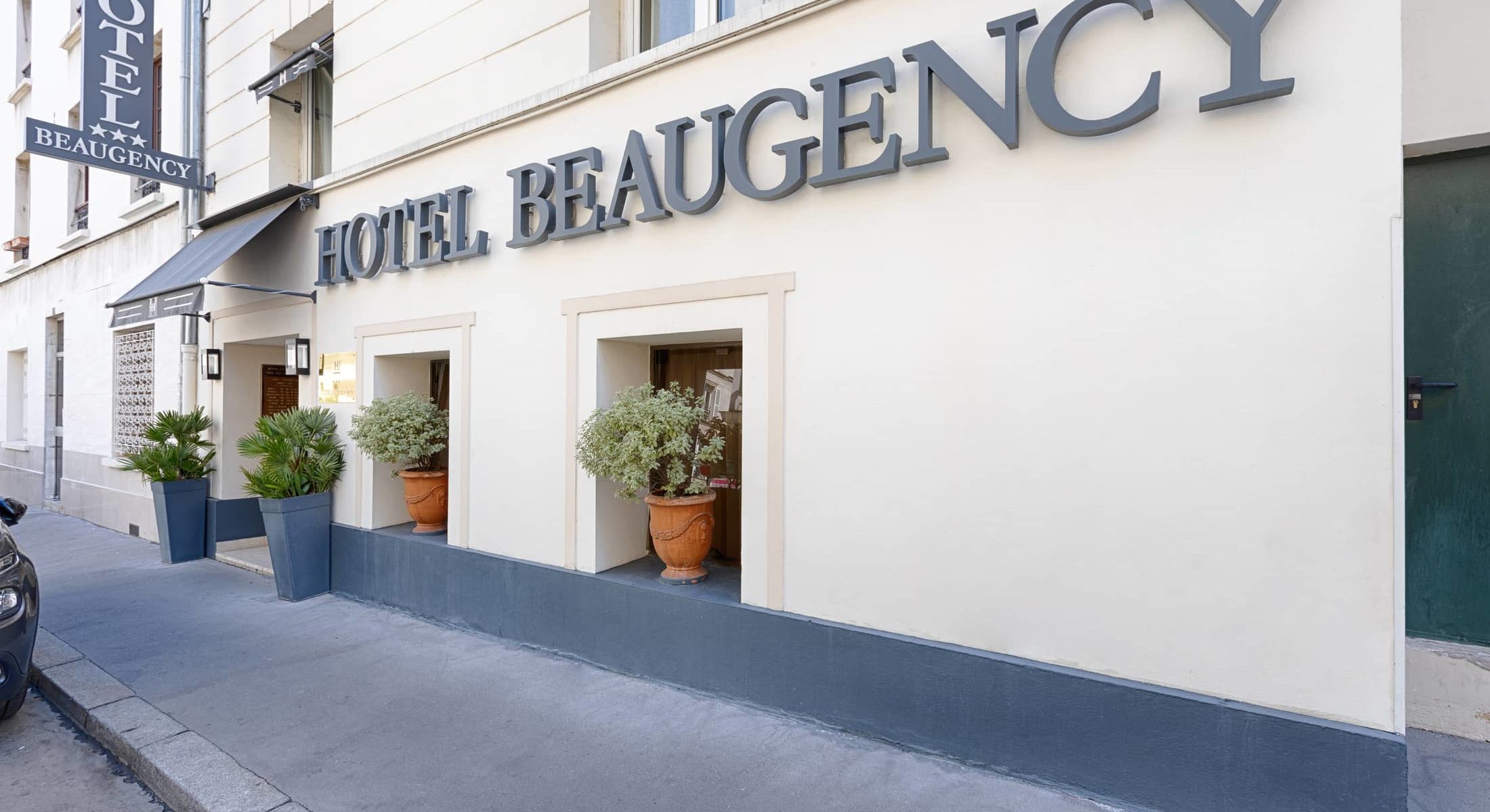 Hotel Beaugency slide_1